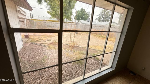 7230 N 37TH Avenue, Phoenix, AZ 85051