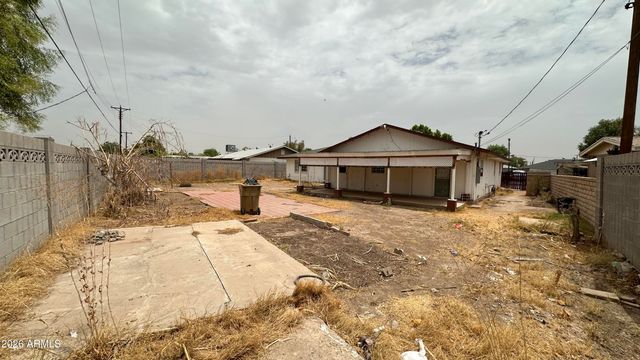 7230 N 37TH Avenue, Phoenix, AZ 85051