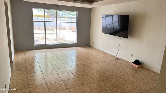 7230 N 37TH Avenue, Phoenix, AZ 85051
