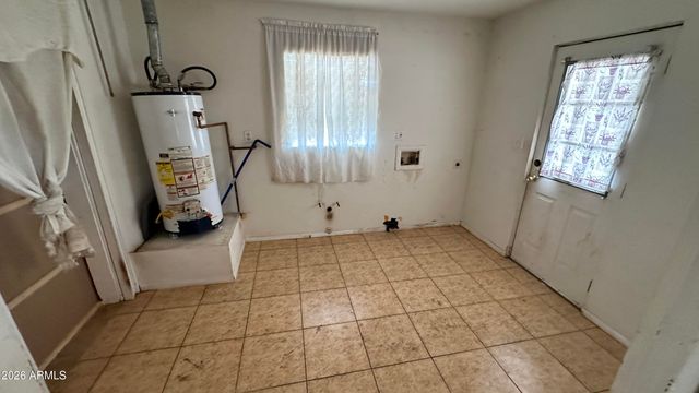 7230 N 37TH Avenue, Phoenix, AZ 85051