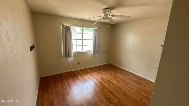 7230 N 37TH Avenue, Phoenix, AZ 85051