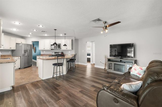 101 CHESTNUT CIRCLE, Safety Harbor, FL 34695