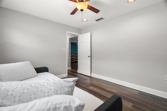 101 CHESTNUT CIRCLE, Safety Harbor, FL 34695