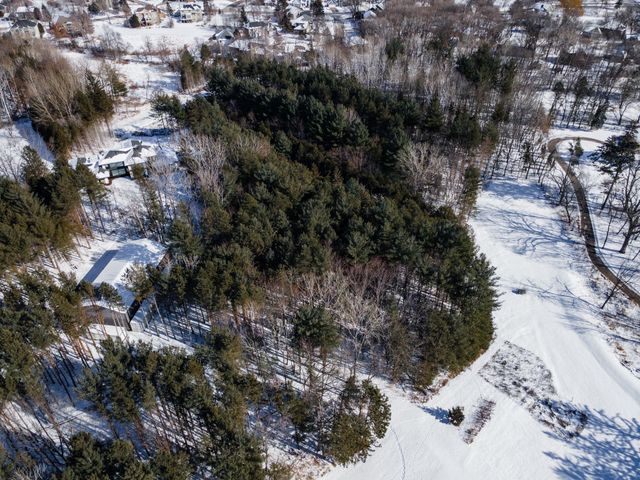 2022 Holy Name Drive, Wayzata, MN 55391