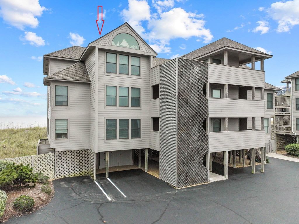 Image 1 of property listing at 1625 N Virginia Dare Trl # 3, Kill Devil Hills, NC 27948