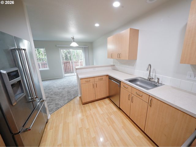 4859 Sw 141ST Ave, Beaverton, OR 97005