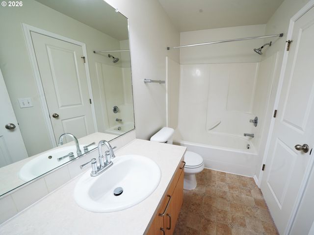 4859 Sw 141ST Ave, Beaverton, OR 97005