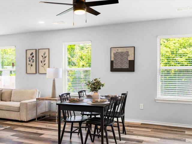 1105 Freeman Street, Fort Worth, TX 76104