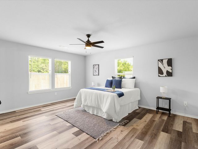1105 Freeman Street, Fort Worth, TX 76104