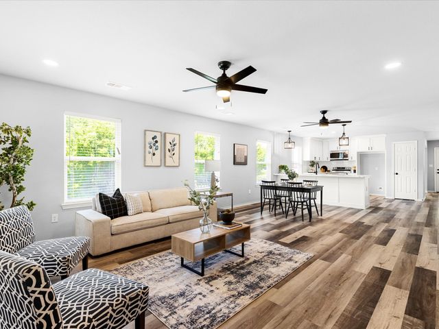 1105 Freeman Street, Fort Worth, TX 76104