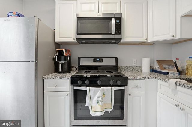 5506 MIDWOOD AVE, Baltimore, MD 21212