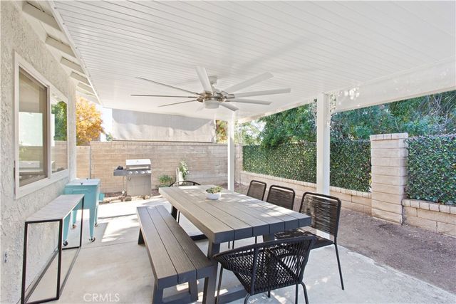 27987 Caraway, Saugus, CA 91350