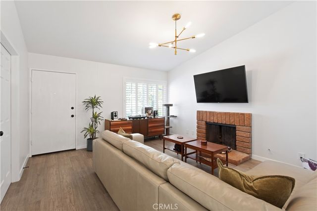 27987 Caraway, Saugus, CA 91350