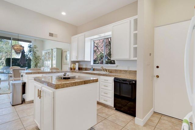 47126 El Menara Circle, Palm Desert, CA 92260