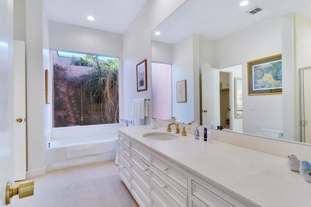 47126 El Menara Circle, Palm Desert, CA 92260