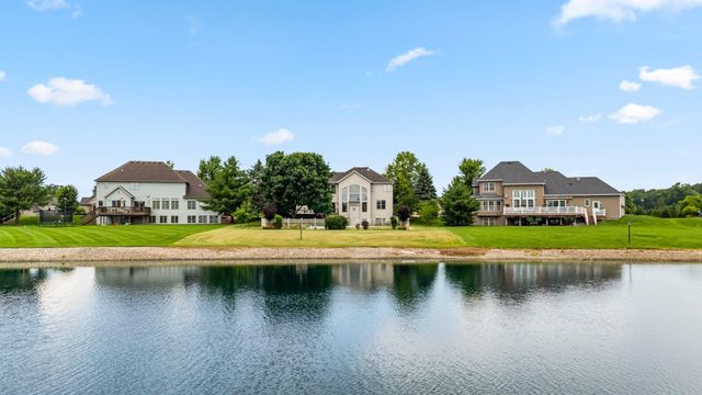 10080 Pemburry Drive, Granger, IN 46530