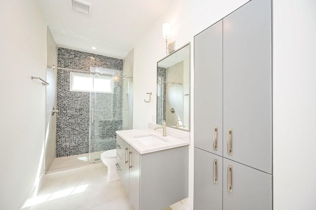 2247 North Boulevard, Houston, TX 77098