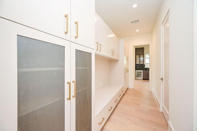 2247 North Boulevard, Houston, TX 77098