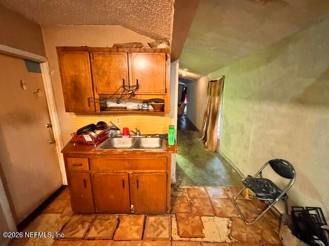 5242 DODGE Road, Jacksonville, FL 32209