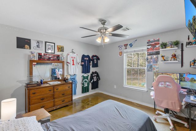 450 County Road 412, Dayton, TX 77535