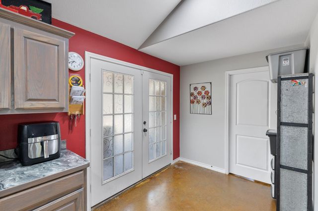 450 County Road 412, Dayton, TX 77535