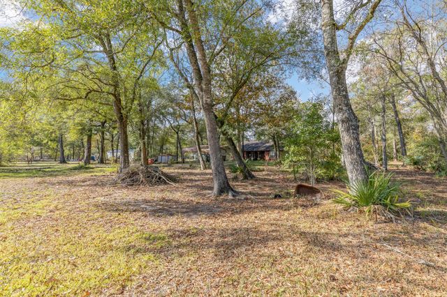 450 County Road 412, Dayton, TX 77535