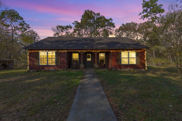 450 County Road 412, Dayton, TX 77535