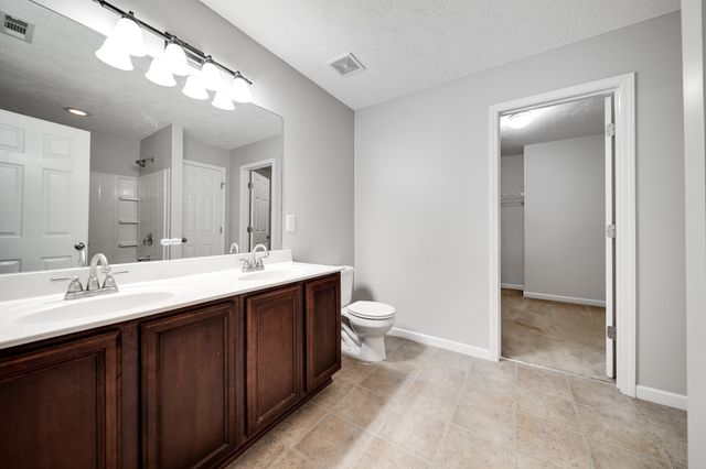 612 Pemberton Dr, Lebanon, TN 37087