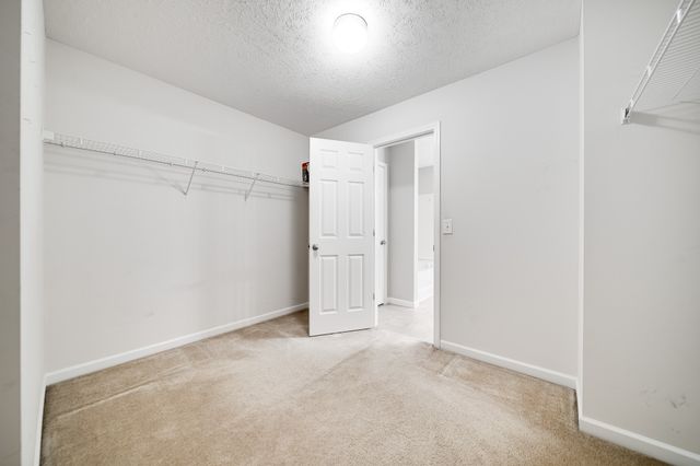 612 Pemberton Dr, Lebanon, TN 37087