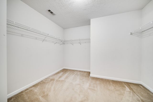 612 Pemberton Dr, Lebanon, TN 37087