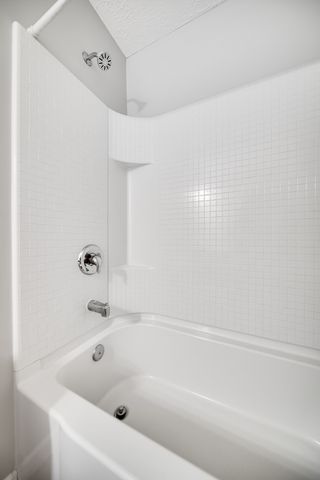 612 Pemberton Dr, Lebanon, TN 37087