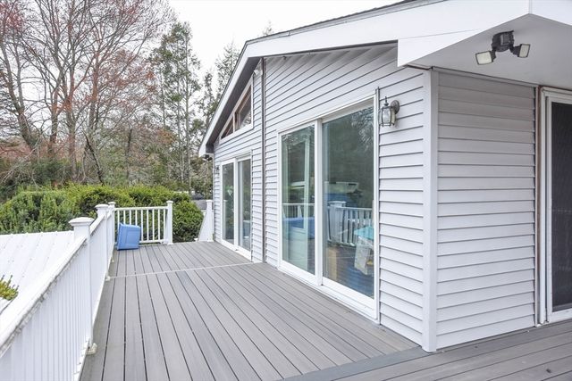 88 Frankland Road, Ashland, MA 01721