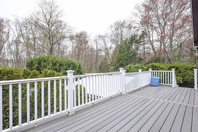 88 Frankland Road, Ashland, MA 01721