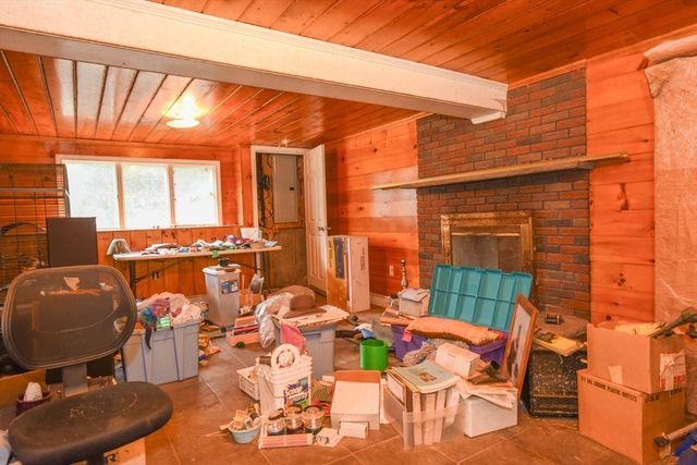 88 Frankland Road, Ashland, MA 01721