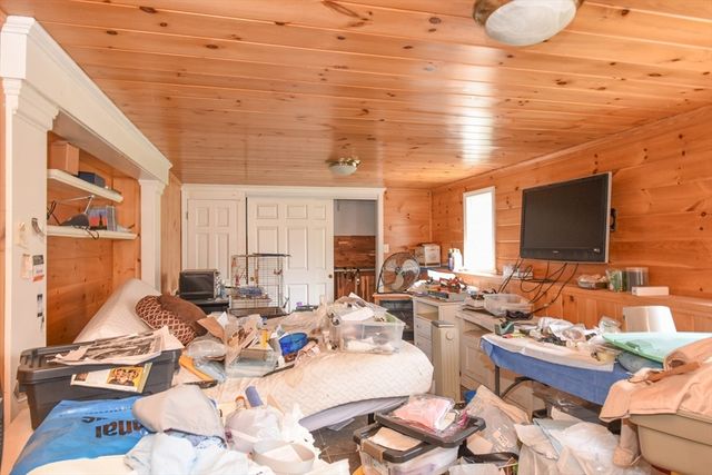 88 Frankland Road, Ashland, MA 01721