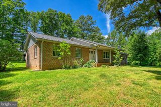 321 WILLOW OAK LN, Bumpass, VA 23024