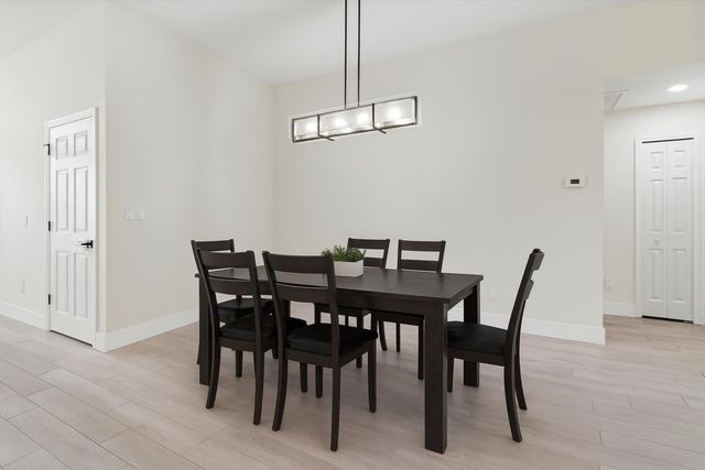 5207 NW South Lovoy Circle, Port St Lucie, FL 34986