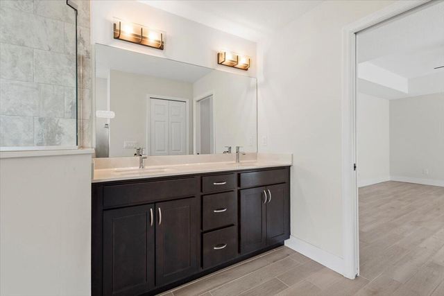 5207 NW South Lovoy Circle, Port St Lucie, FL 34986