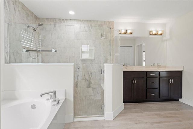 5207 NW South Lovoy Circle, Port St Lucie, FL 34986