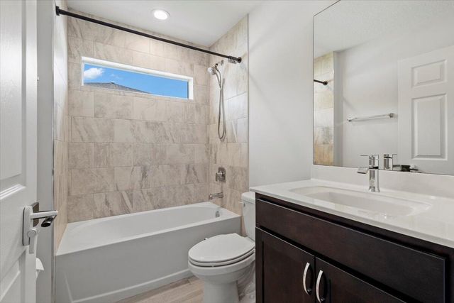 5207 NW South Lovoy Circle, Port St Lucie, FL 34986