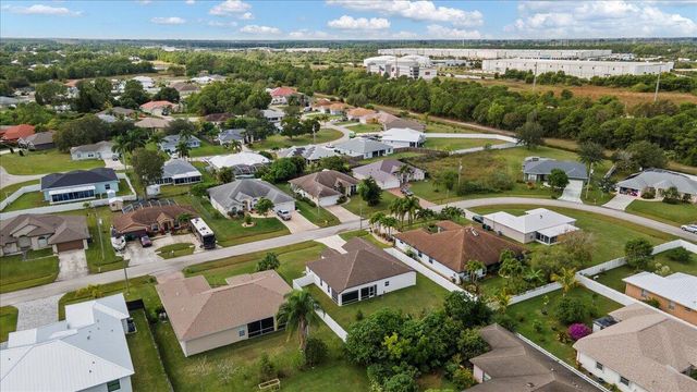 5207 NW South Lovoy Circle, Port St Lucie, FL 34986