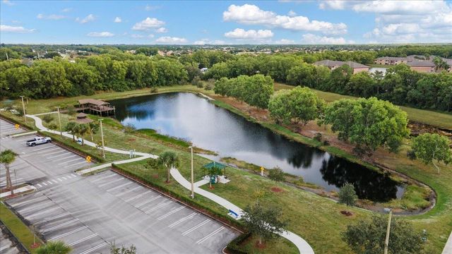 5207 NW South Lovoy Circle, Port St Lucie, FL 34986