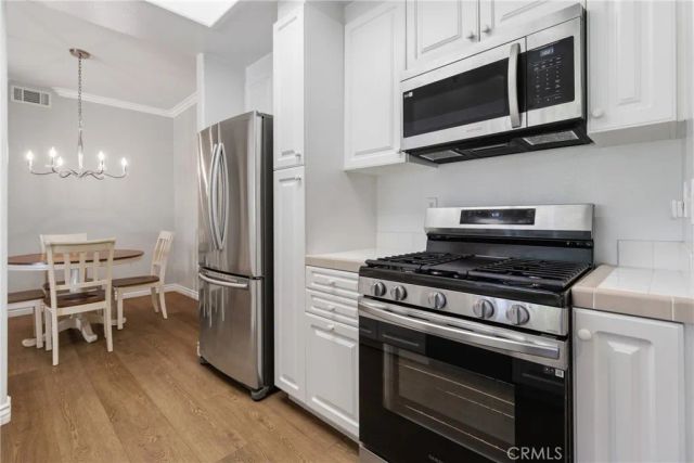 17809 Halsted 312, Northridge, CA 91325