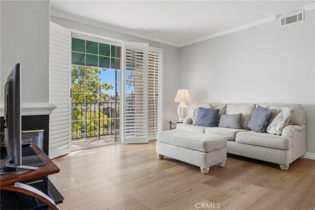 17809 Halsted 312, Northridge, CA 91325