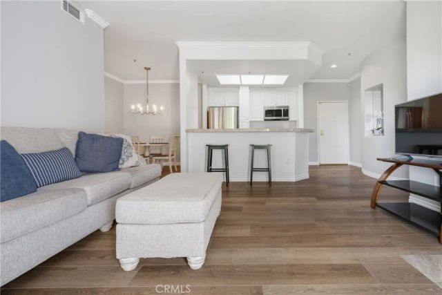 17809 Halsted 312, Northridge, CA 91325
