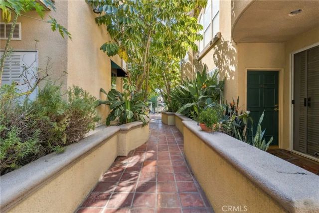 17809 Halsted 312, Northridge, CA 91325