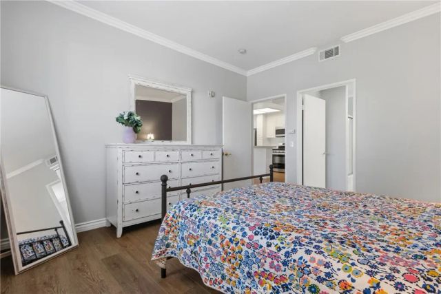 17809 Halsted 312, Northridge, CA 91325