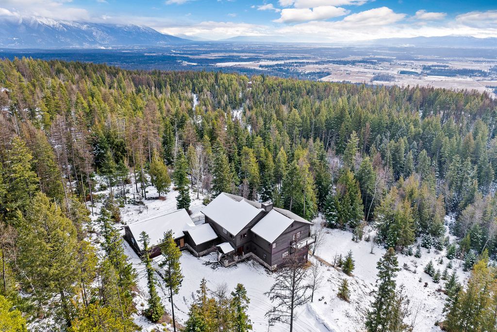 2911 Snowghost Drive, Whitefish, MT 59937