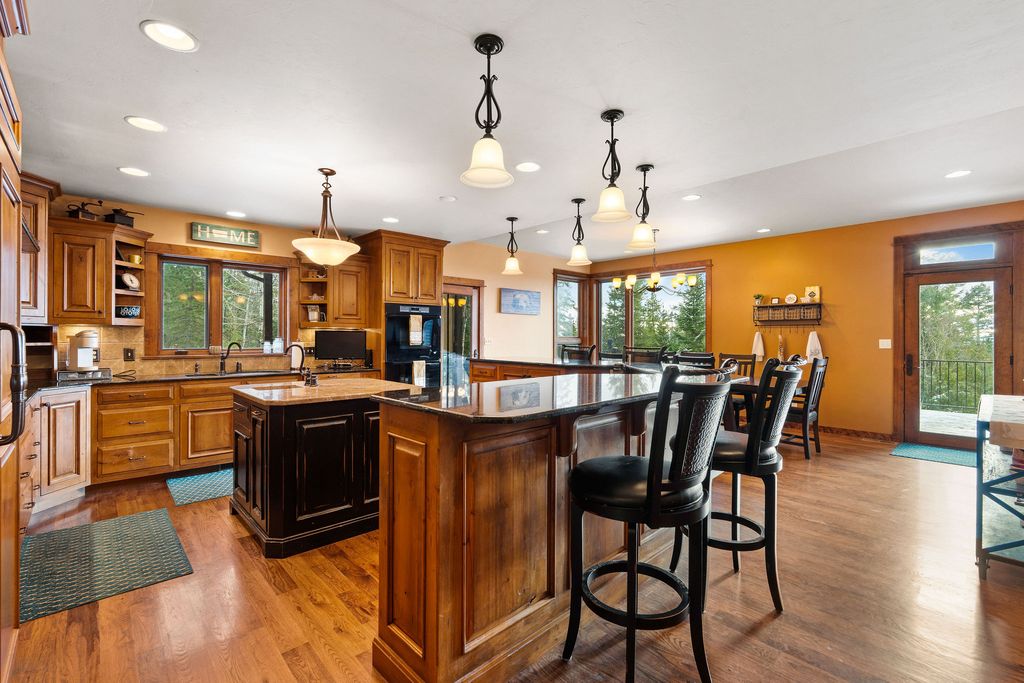 2911 Snowghost Drive, Whitefish, MT 59937 photo 8