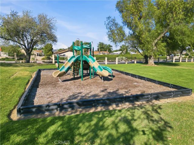 7035 Batavia Way, Riverside, CA 92586
